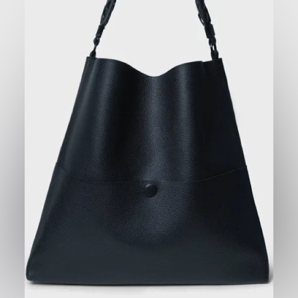 Callista Black Slim M Stitch Tote